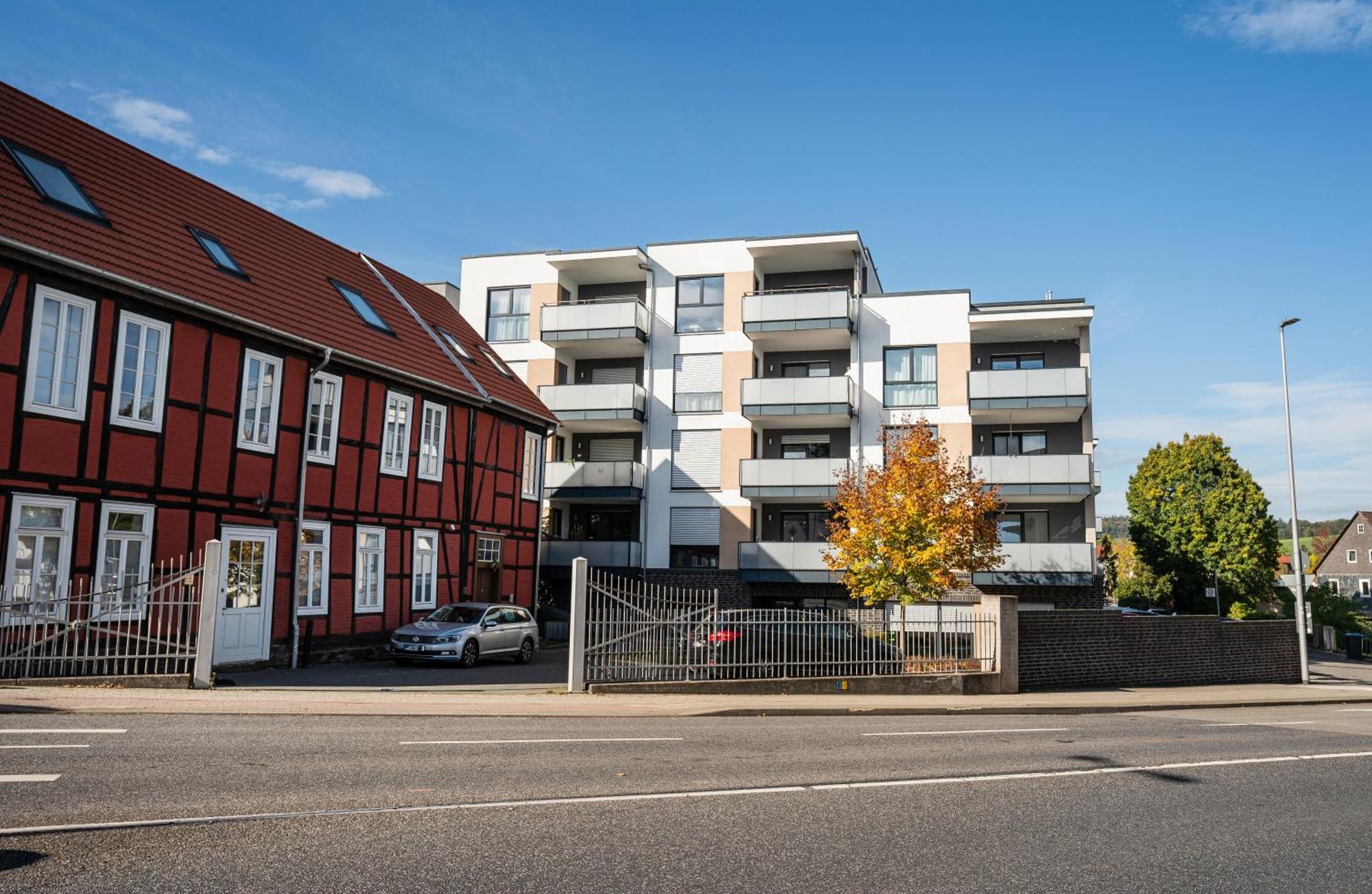 Reitz - Apartment I Zentrale Lage I Stellplatz I 55Qm I 2 Zimmer I Kueche I Bad I Terrasse Bad Hersfeld Exterior photo