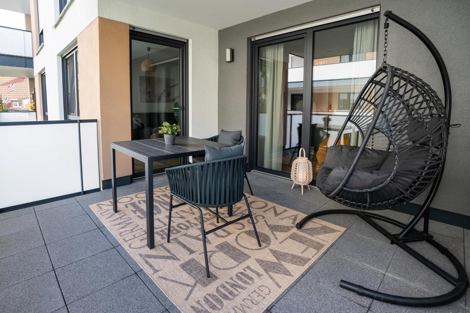 Reitz - Apartment I Zentrale Lage I Stellplatz I 55Qm I 2 Zimmer I Kueche I Bad I Terrasse Bad Hersfeld Exterior photo